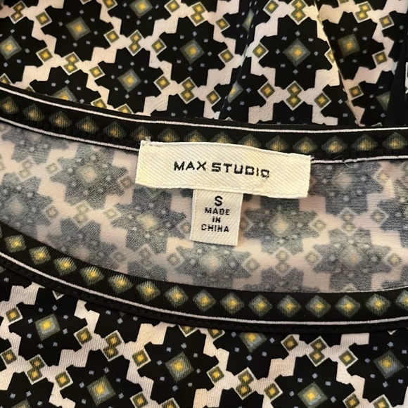 Max Studio - Picture 14 of 14